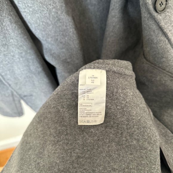 Arket wool gray coat size EUR 42 - Picture 4 of 5